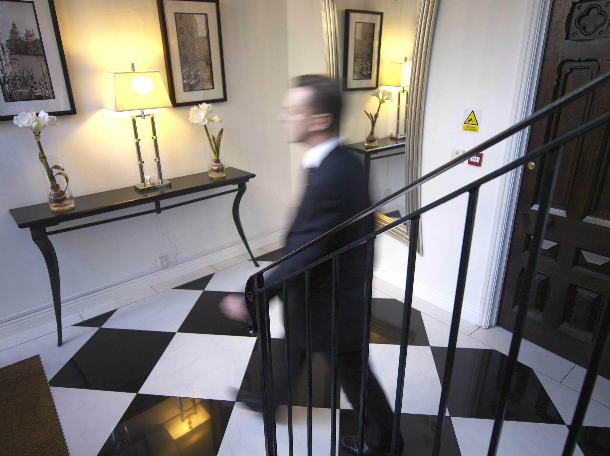 Strozzi Palace Suites By Mansley كيلتنهام المظهر الخارجي الصورة