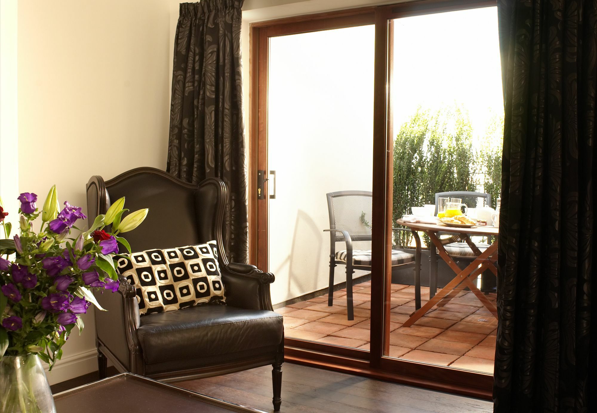 Strozzi Palace Suites By Mansley كيلتنهام المظهر الخارجي الصورة